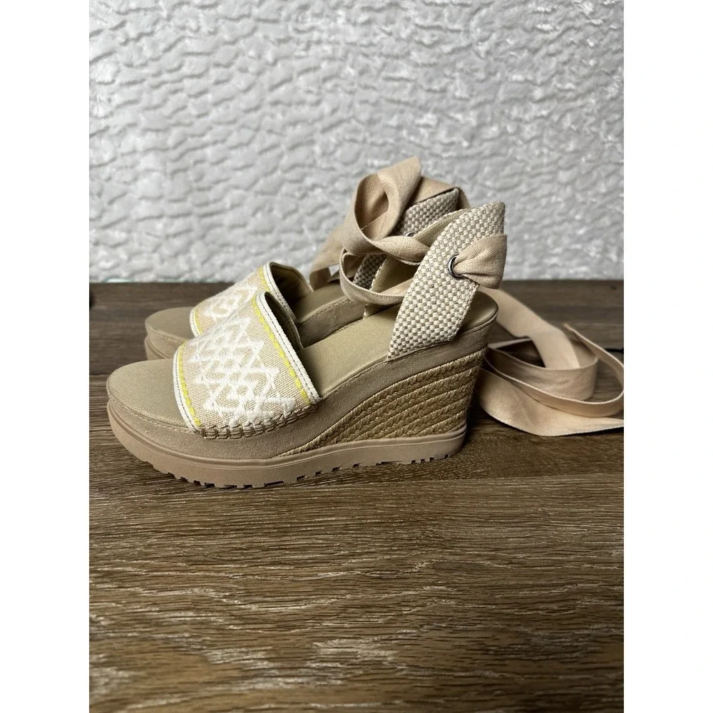 UGG Abbot Espadrille Wedge Sandals Ankle Wrap Lace Up Womens 7 NWT Resort Preppy - Picture 3 of 9